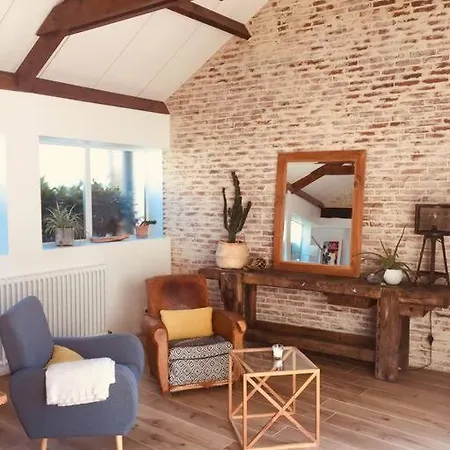 Holiday home Loft, Au Coeur Du Centre Historique De Bayeux. *